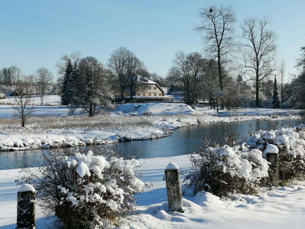 La Roseraie. Gaume-Ardenne-Lacuisine Sur Semois. Florenville Bagian luar foto